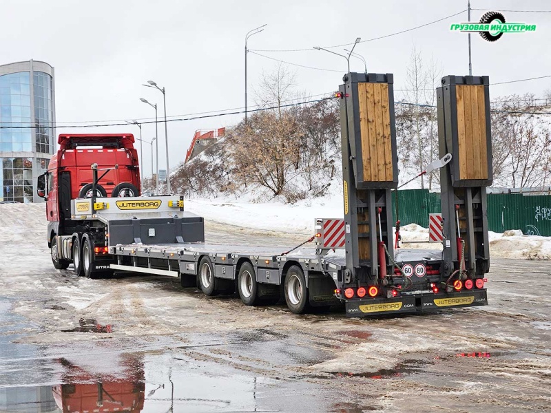 Отгрузка полуприцепа трала Juterborg JTB-40 с гидроаппарелями в г. Москва