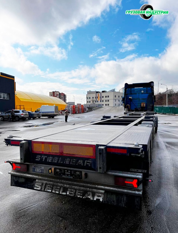 Отгрузка полуприцепа универсального контейнеровоза SteelBear PF-41N-6 в Москву 27.02.23