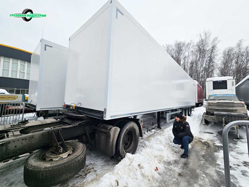 Отгрузка изотермического полуприцепа Тонар R3-13 в г. Казань 1.03.24