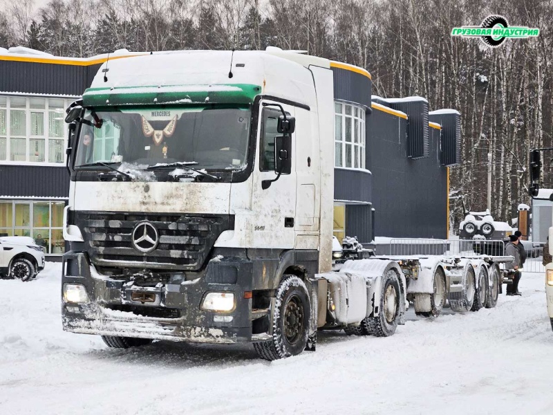 Отгрузка полуприцепа универсального контейнеровоза Тонар К4-U в г. Москву