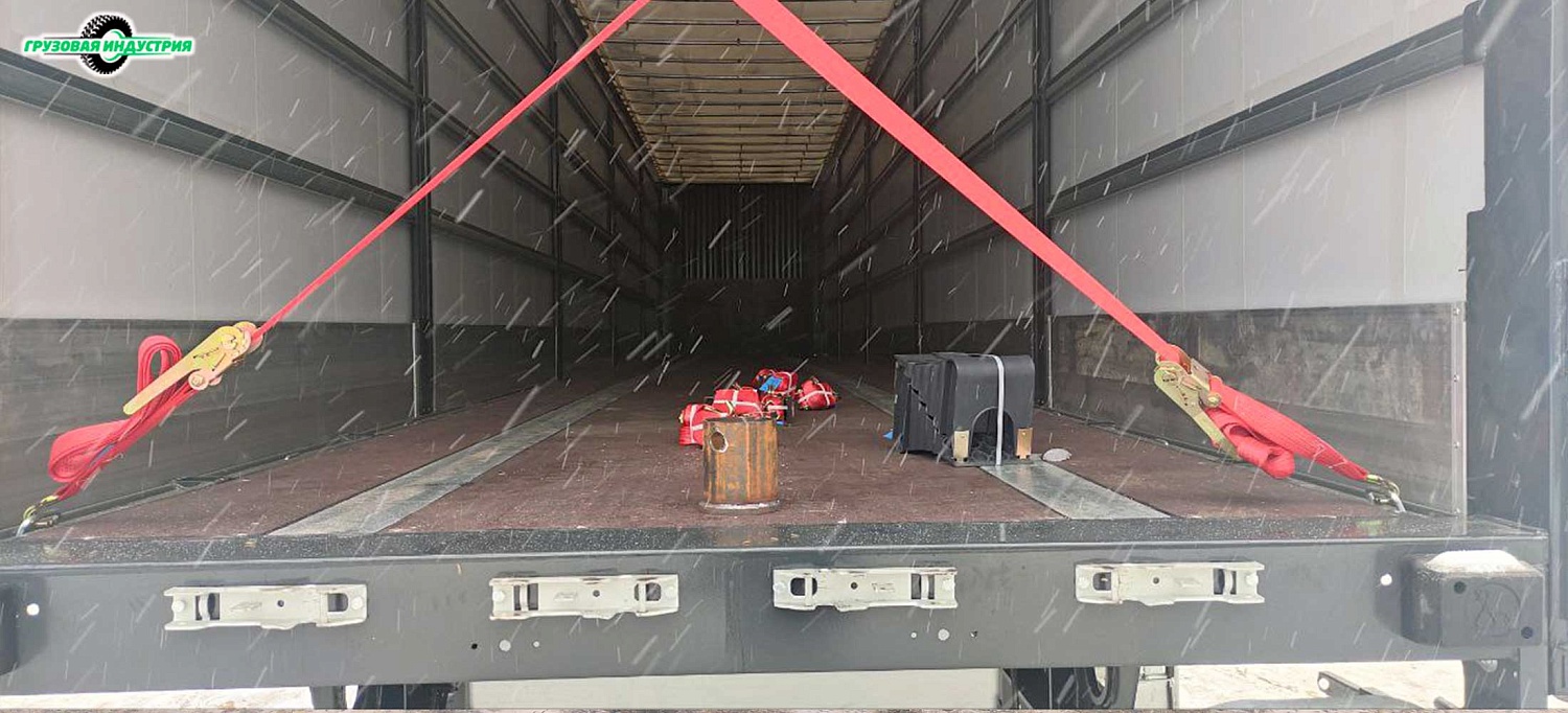 Отгрузка шторно-бортового полуприцепа Тонар Т3-16К в Москву