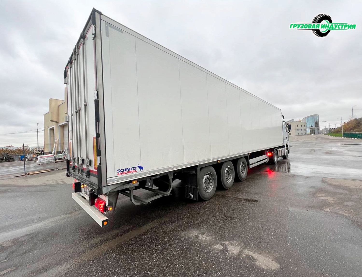 Отгрузка полуприцепа рефрижератора Schmitz Cargobull SKO 24/L - COOL V7 в Москву