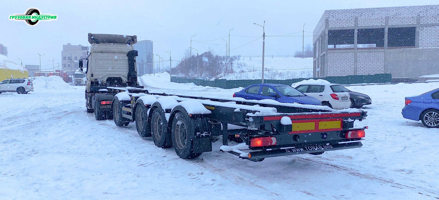 Отгрузка полуприцепа контейнеровоза Тонар К4-40 в Москву