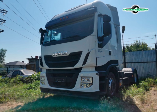 Тягач седельный Iveco Stralis AS440S48TP