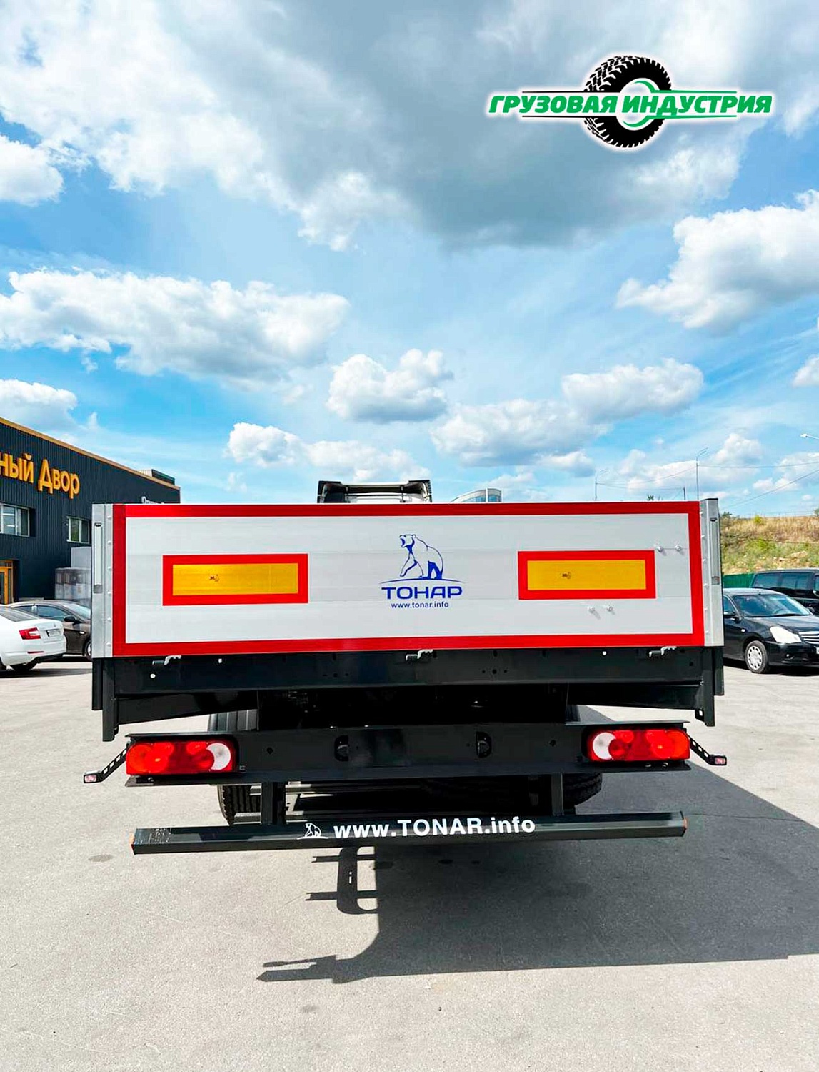 Отгрузка бортовой платформы Тонар В3-13К в Москву август 2022