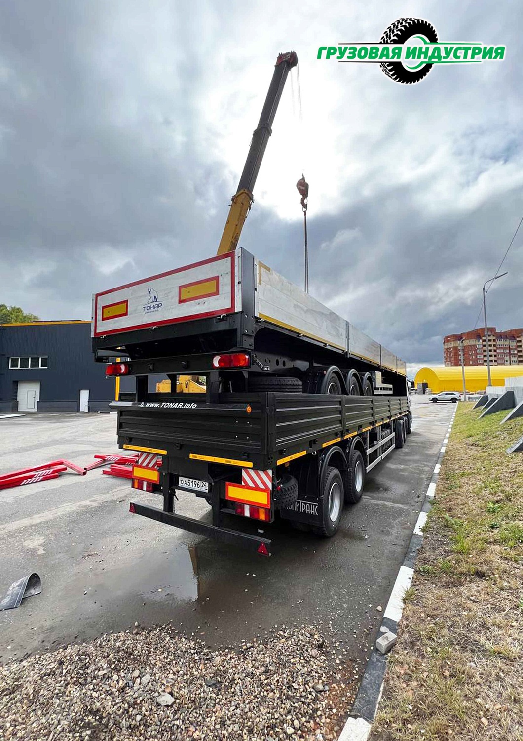 Отгрузка полуприцепа бортовая платформа Тонар В3-13К в г. Улан-Удэ